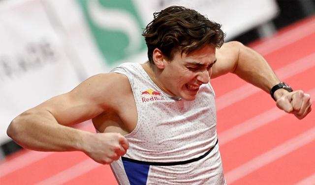 星空体育首页-杜普兰蒂斯破撑杆跳室内赛纪录 世锦赛继续冲击?